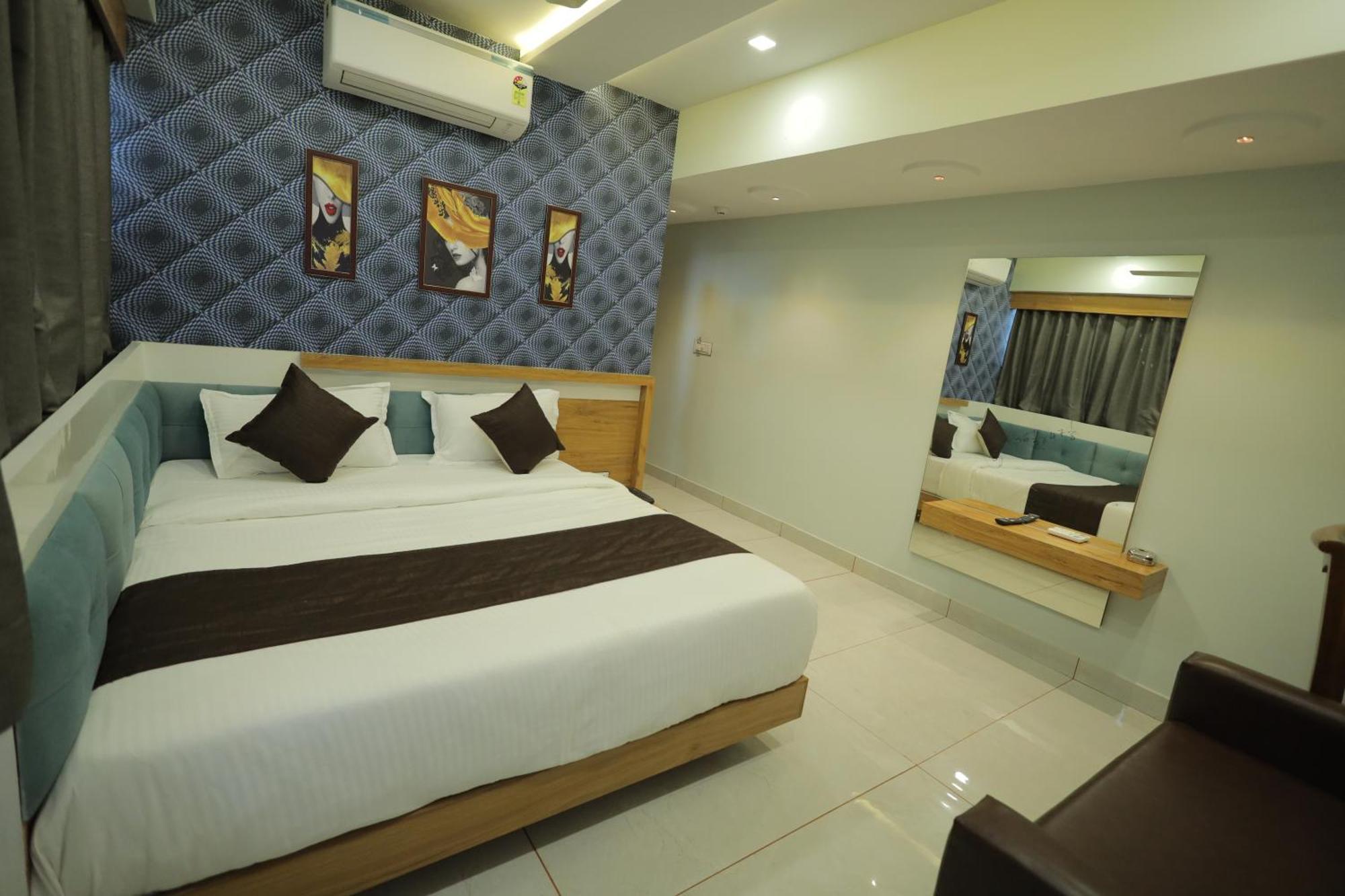 Hotel Rk Fortune أحمد أباد المظهر الخارجي الصورة